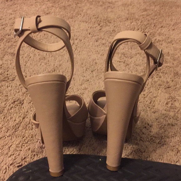 Platform heels - Picture 4 of 6